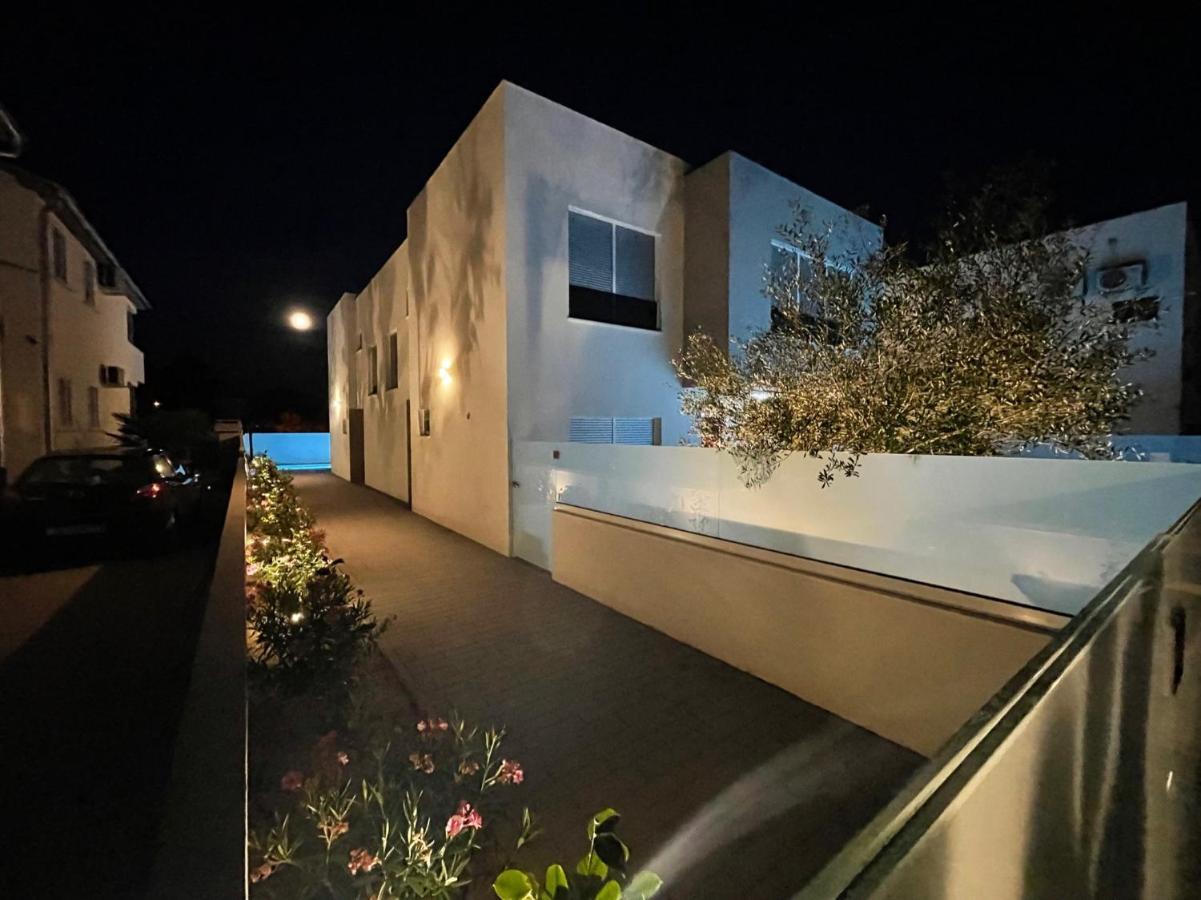 Villa Dea - Dein Rueckzugsort Am Meer Mit Beheiztem Pool Vrsi Exterior photo