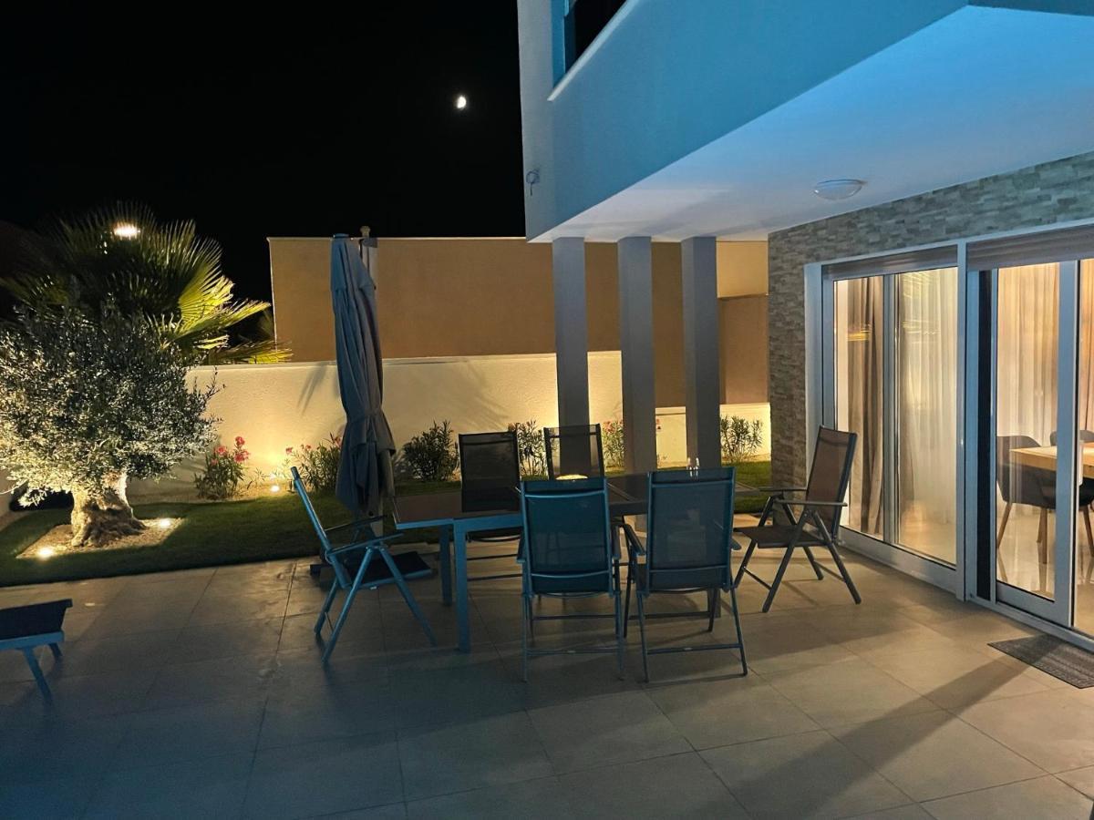 Villa Dea - Dein Rueckzugsort Am Meer Mit Beheiztem Pool Vrsi Exterior photo