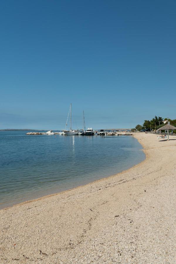 Villa Dea - Dein Rueckzugsort Am Meer Mit Beheiztem Pool Vrsi Exterior photo