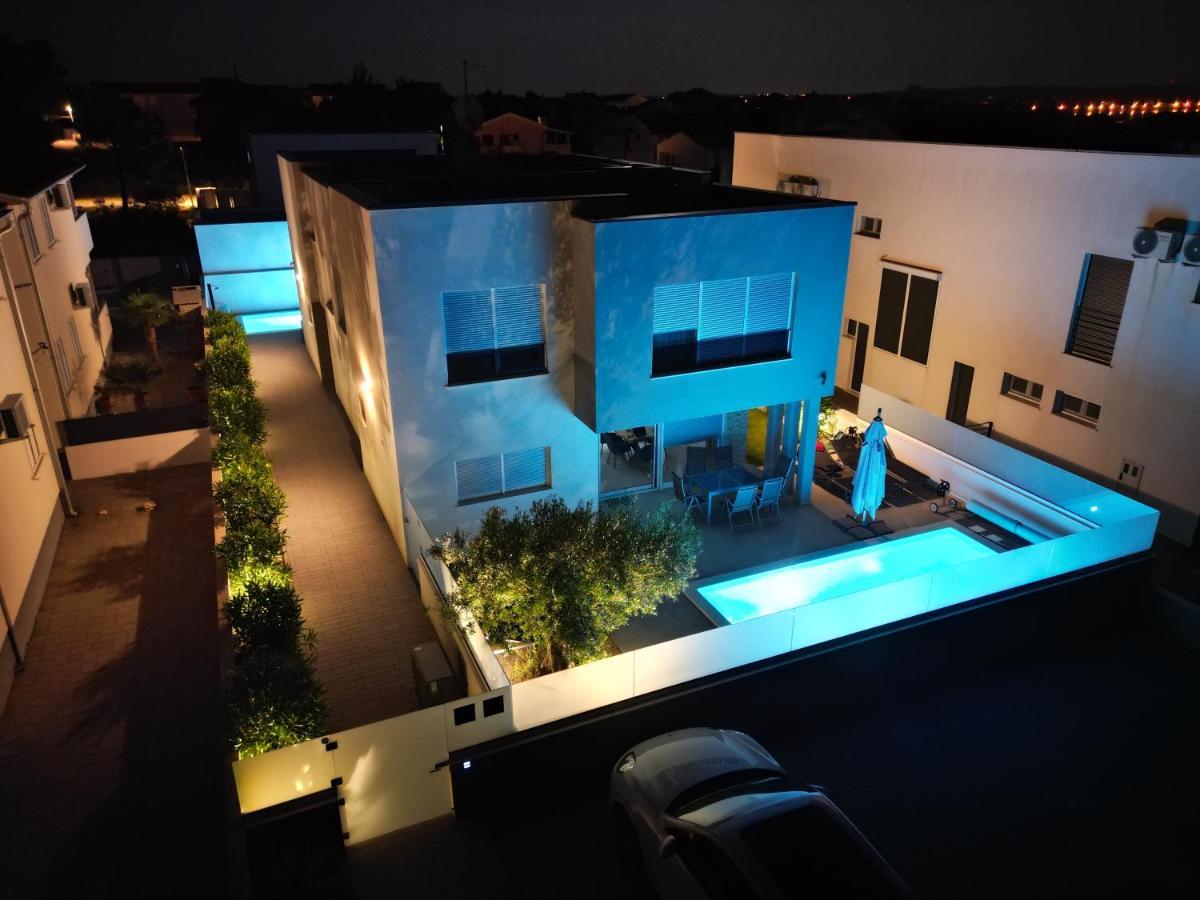 Villa Dea - Dein Rueckzugsort Am Meer Mit Beheiztem Pool Vrsi Exterior photo